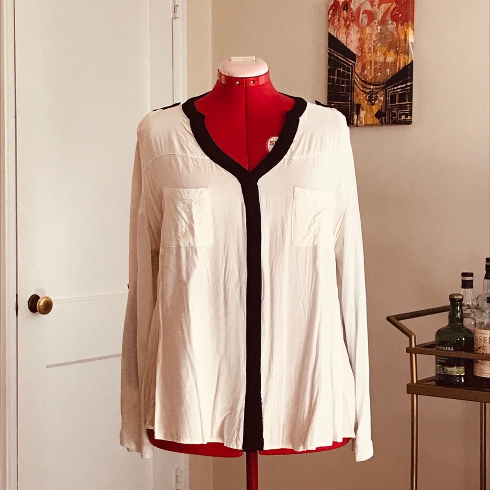 Cream shirt with black detail and lace
